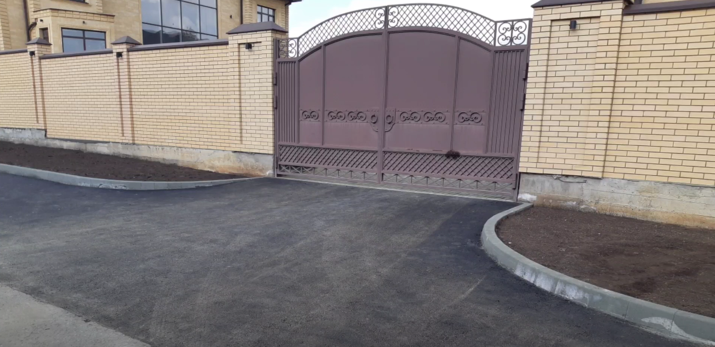 https://batajsk.blago-s.ru/storage/app/uploads/public/646/325/9f3/6463259f3434e253867272.png